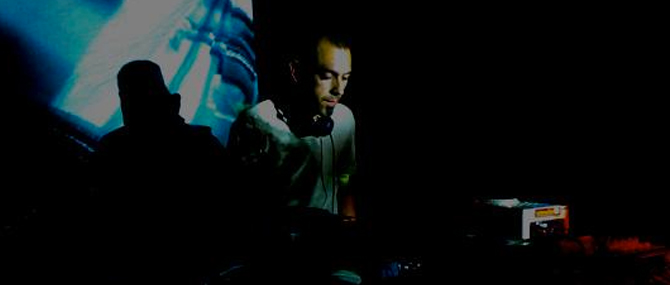 DJ MOSCARDONZZZ